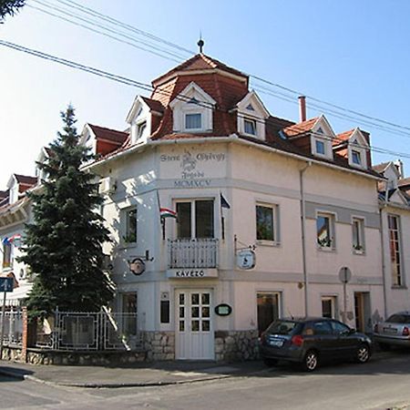 Szent György Fogadó Pécs Exterior foto